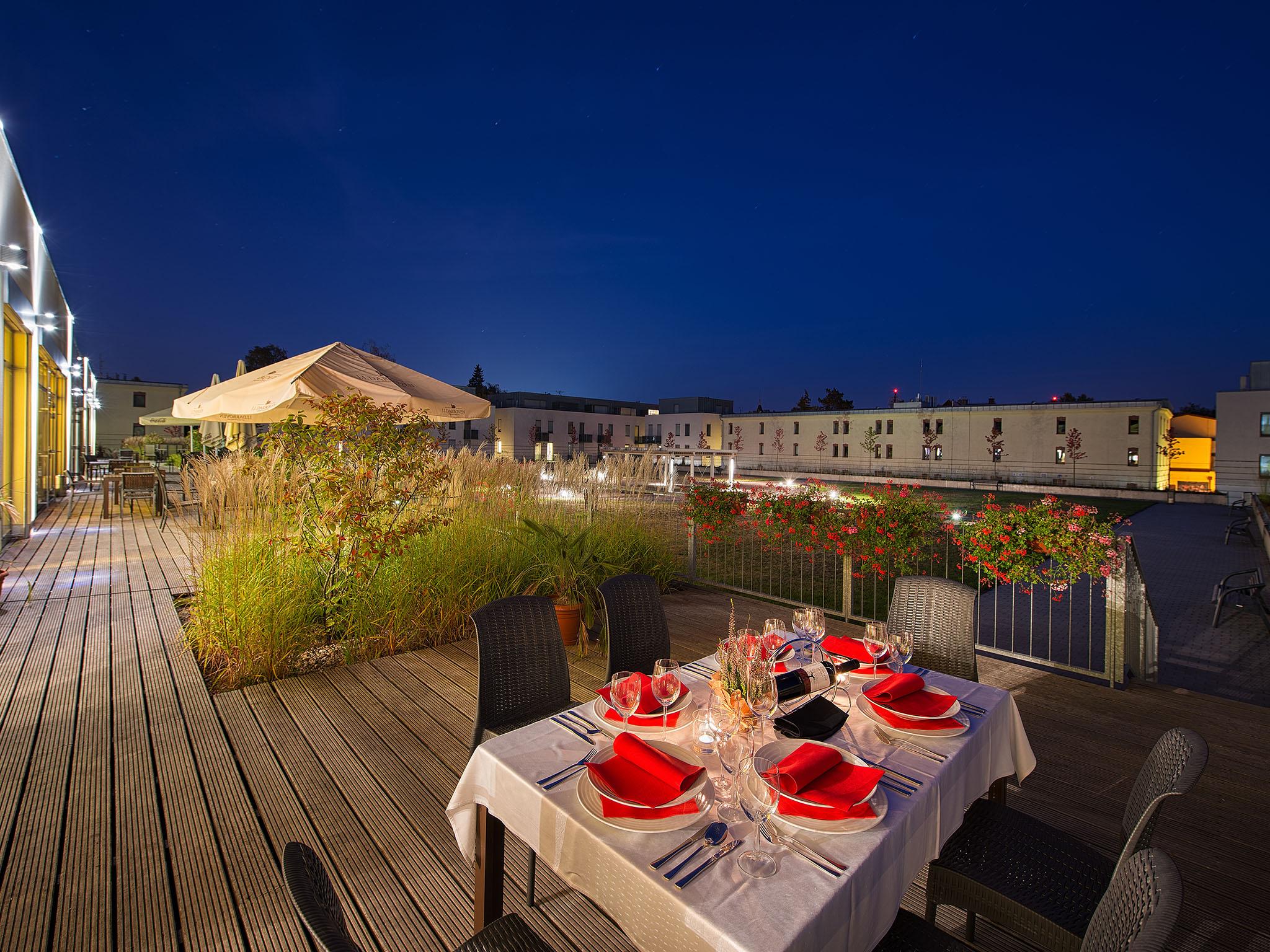 Ea Hotel Tereziansky Dvur Hradec Králové المظهر الخارجي الصورة