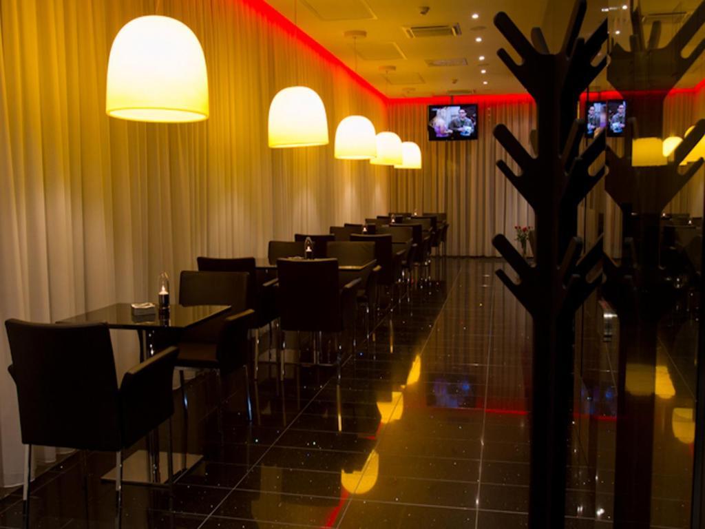 Ea Hotel Tereziansky Dvur Hradec Králové المظهر الخارجي الصورة