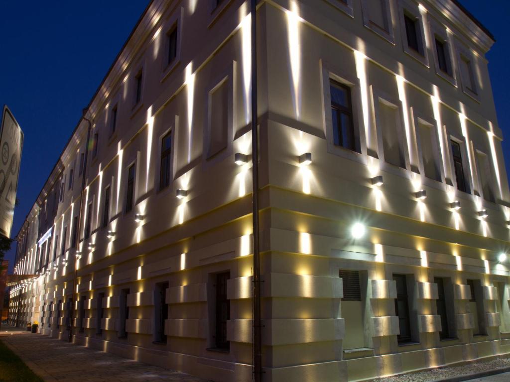 Ea Hotel Tereziansky Dvur Hradec Králové المظهر الخارجي الصورة