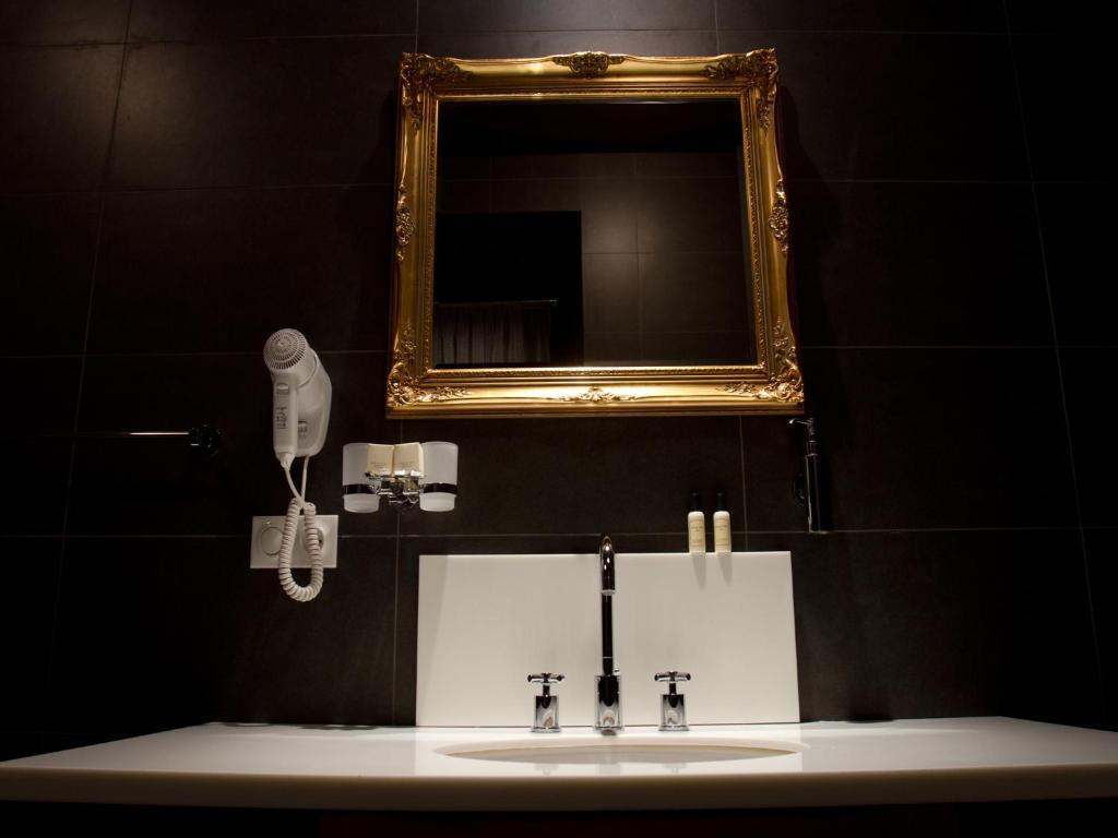 Ea Hotel Tereziansky Dvur Hradec Králové المظهر الخارجي الصورة