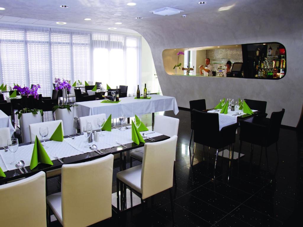Ea Hotel Tereziansky Dvur Hradec Králové المظهر الخارجي الصورة